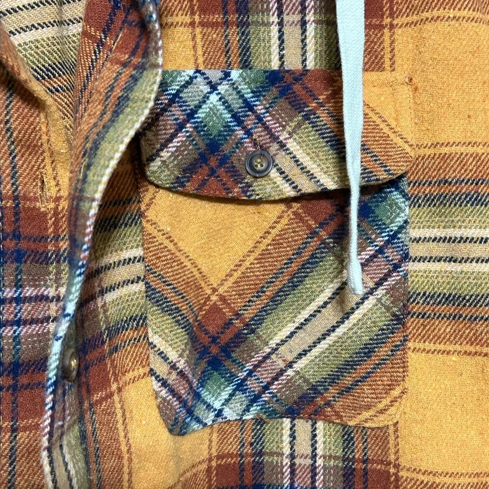 Shacket - Picture 4 of 5